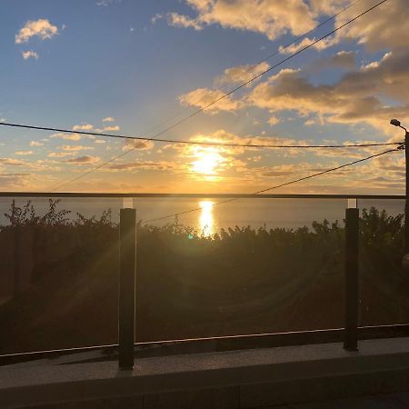 Calheta Ocean View Apartment 2 - Air Condition Estreito Da Calheta Eksteriør billede